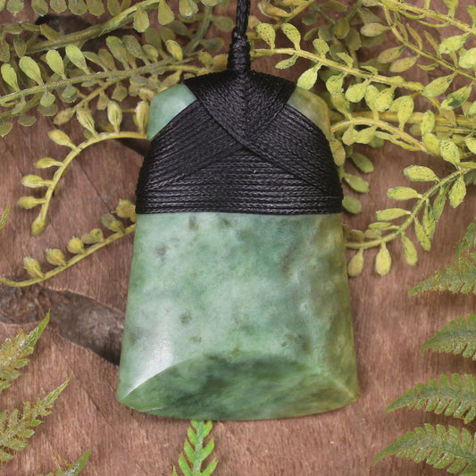 Flower Jade Pounamu Toki