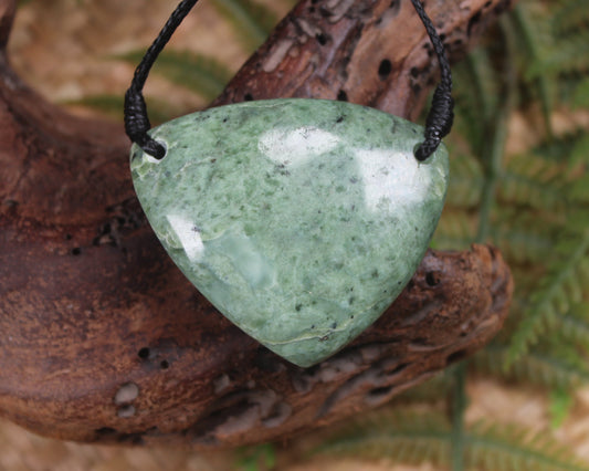 Breastplate or Shield carved from Kawakawa Pounamu - NZ Greenstone