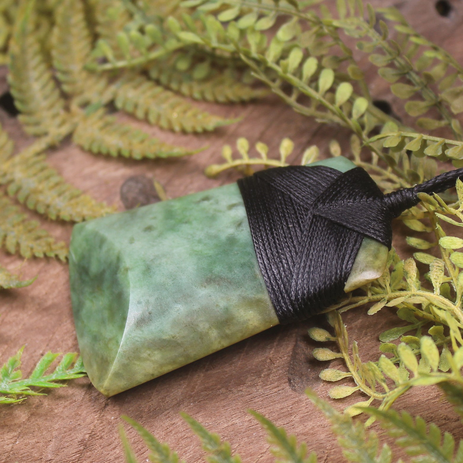 Flower Jade Pounamu Toki