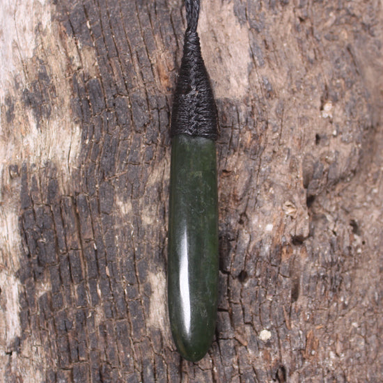 Kawakawa Pounamu Roimata Pendant - NZ Greenstone