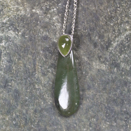 Rimu Pounamu pendant set in Sterling Silver - NZ Greenstone