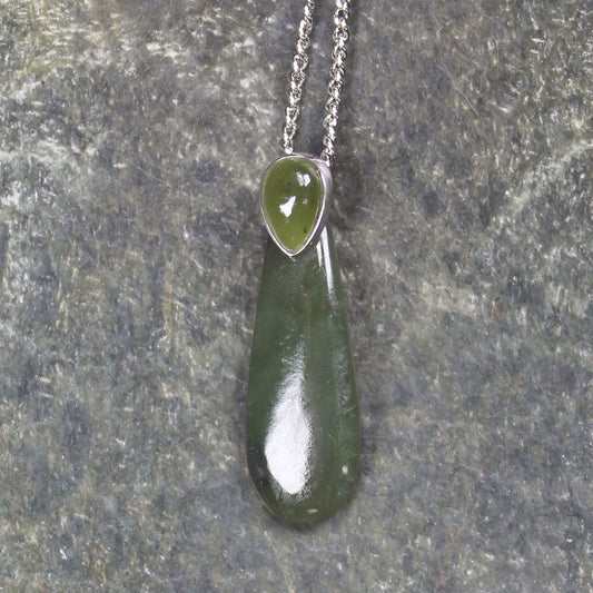Rimu Pounamu pendant set in Sterling Silver - NZ Greenstone