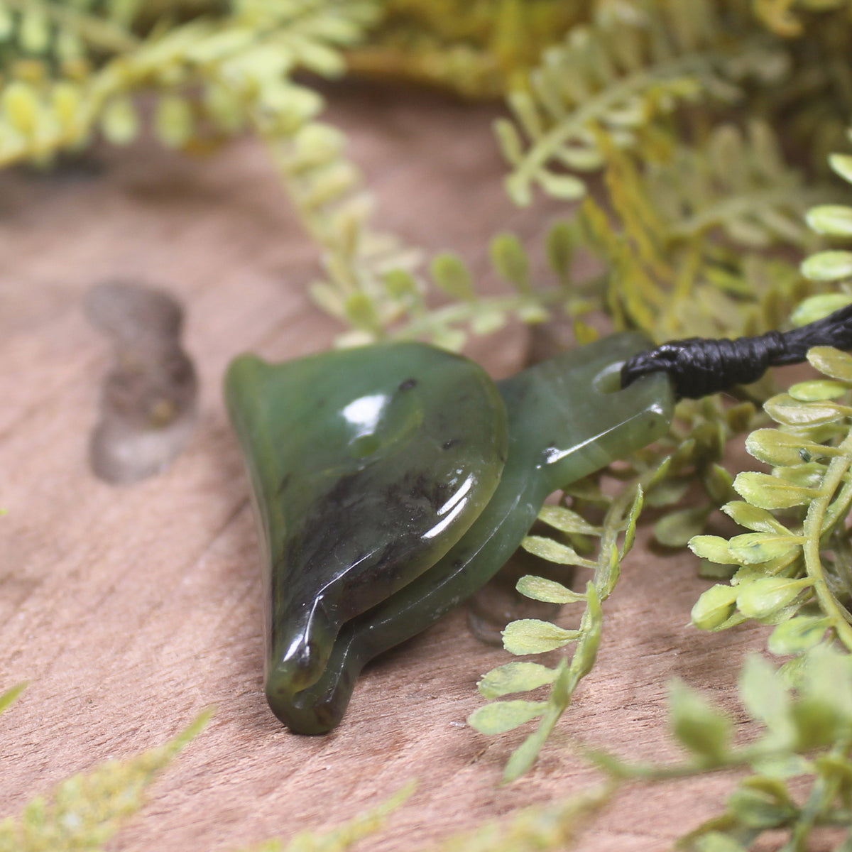 Hapopo Pounamu Dog Whistle Pendant - NZ Greenstone