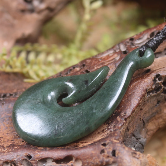 Hei Matau or Fish Hook carved from Kawakawa Pounamu - NZ Greenstone