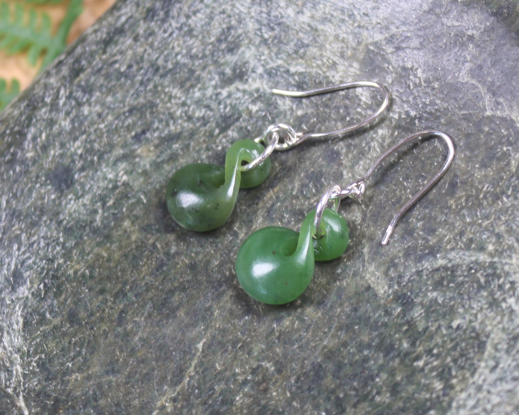 Twist Earrings carved from Hapopo Pounamu - NZ Greenstone