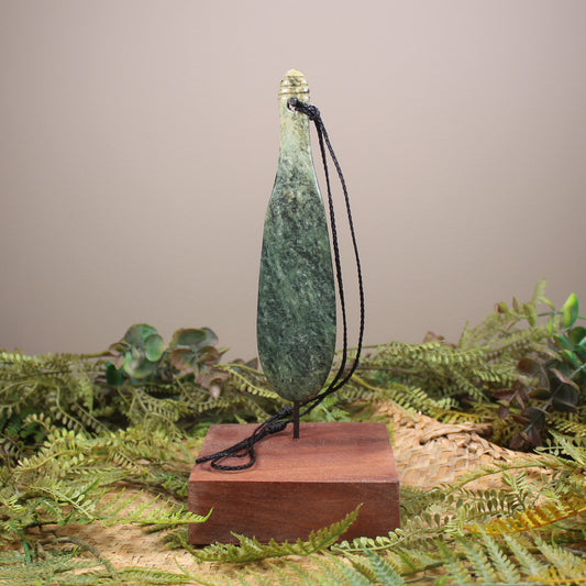 Mere or Patu Pendant carved from Flower Jade Pounamu - NZ Greenstone