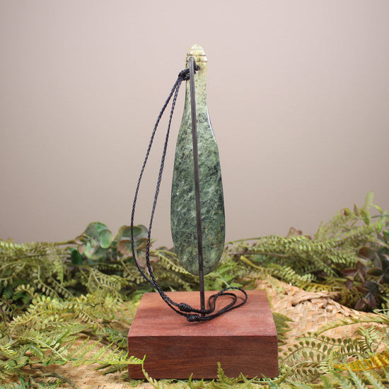 Mere or Patu Pendant carved from Flower Jade Pounamu - NZ Greenstone