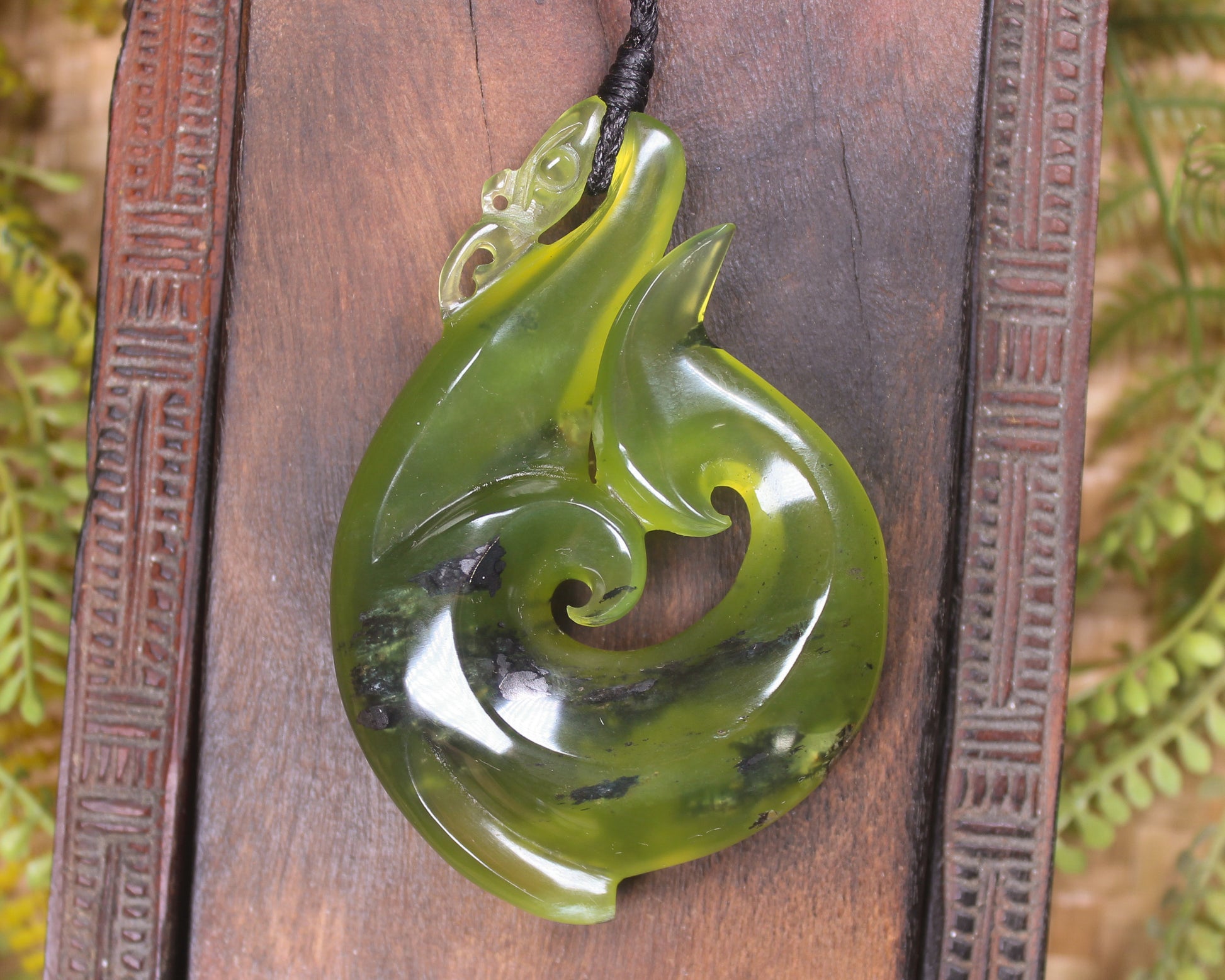 Tangiwai Pounamu Manaia pendant - NZ Greenstone
