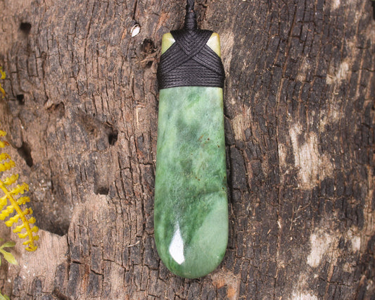 Flower Jade Pounamu - NZ Greenstone