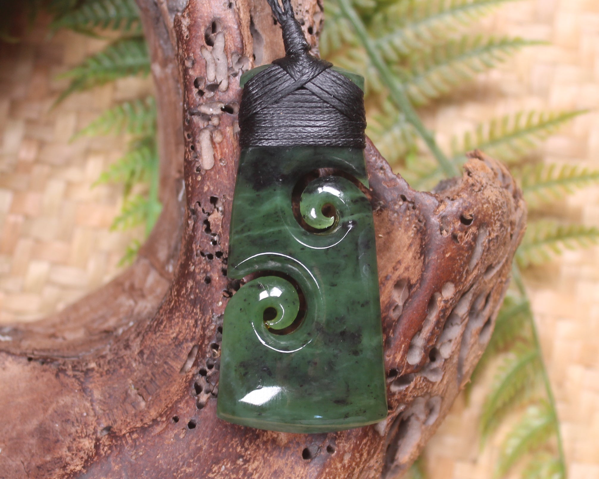 Toki or Adze with Koru carved from Hapopo Pounamu - NZ Greenstone