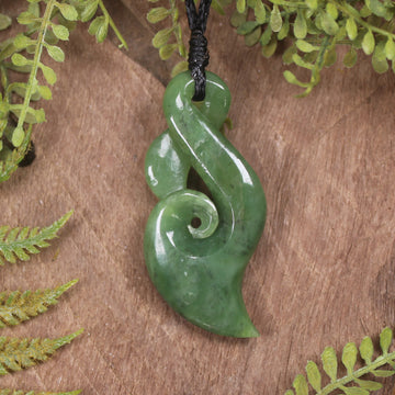Twist carved from Hapopo Pounamu - NZ Greenstone