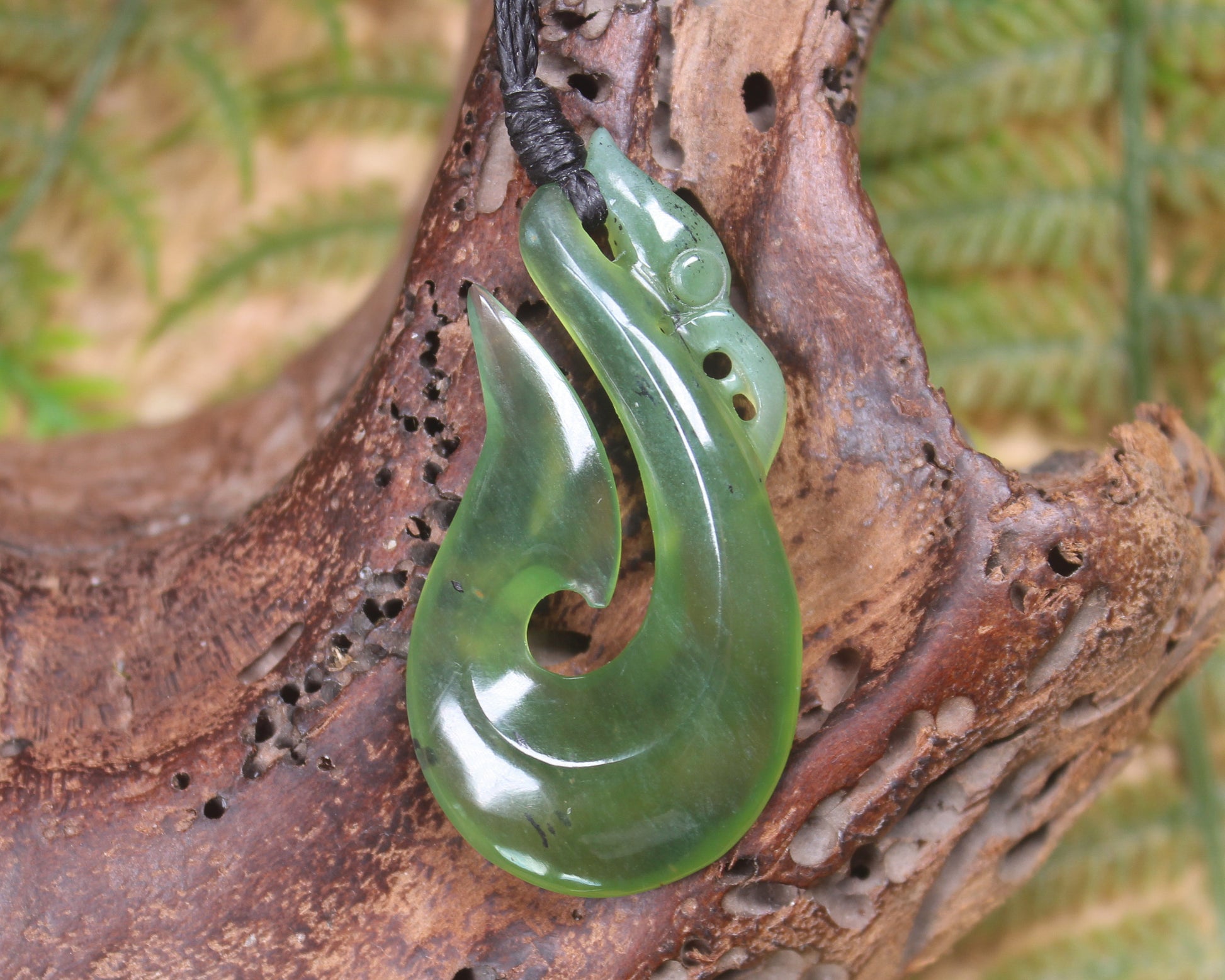 Tangiwai Pounamu Manaia pendant - NZ Greenstone