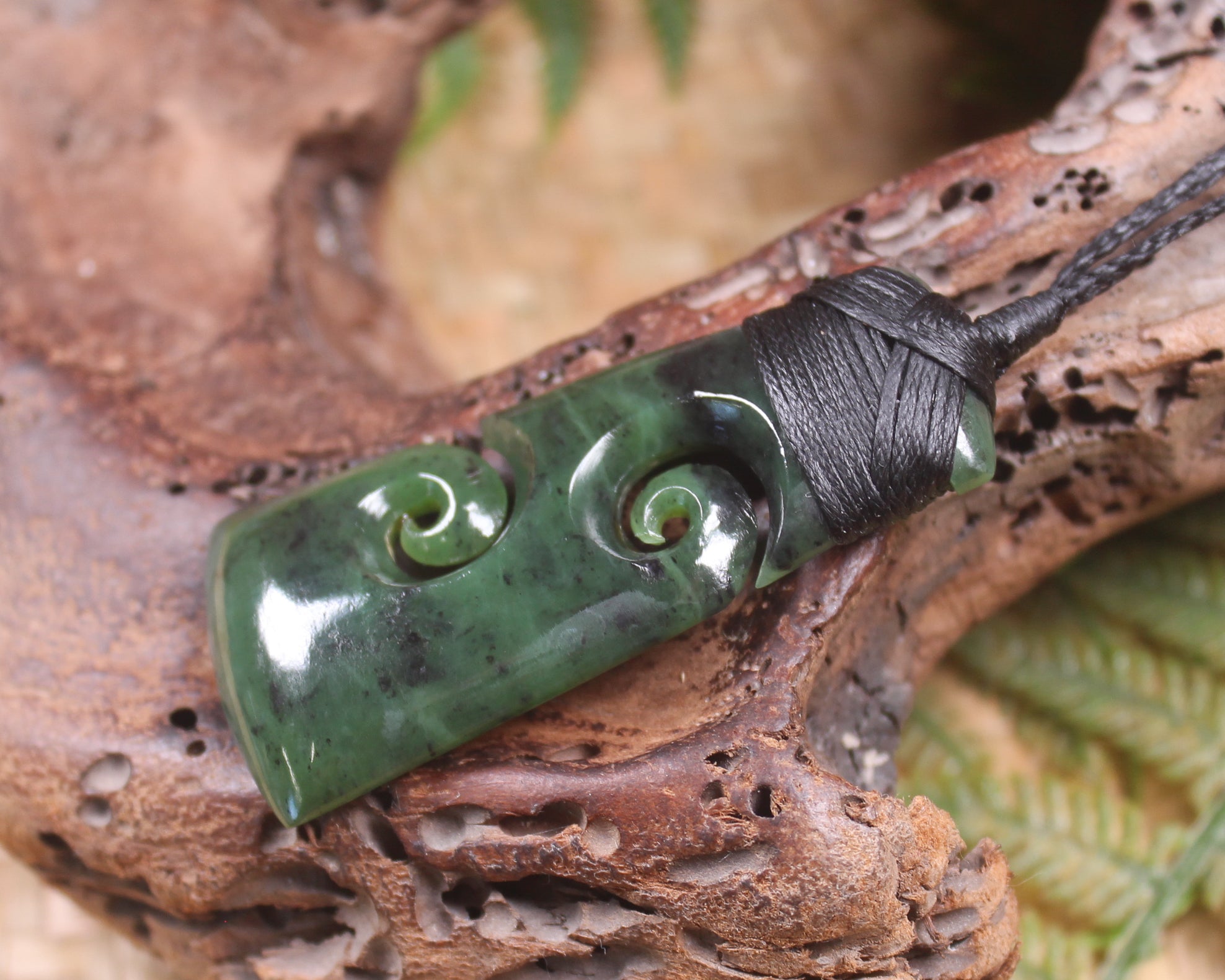 Toki or Adze with Koru carved from Hapopo Pounamu - NZ Greenstone