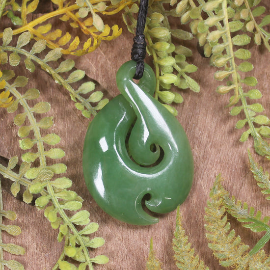 Twist carved from Hapopo Pounamu - NZ Greenstone