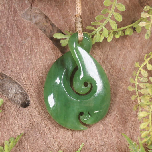 Twist or Pikorua carved from Hapopo Pounamu - NZ Greenstone