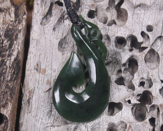 Kawakawa Pounamu Manaia pendant - NZ Greenstone