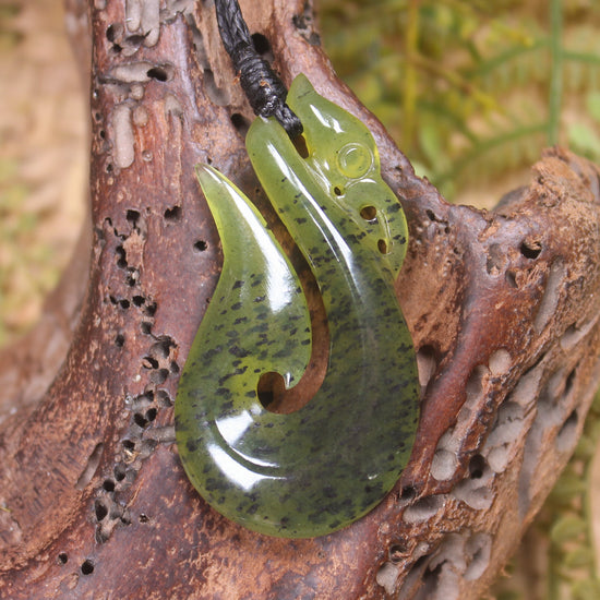 Tangiwai Pounamu Manaia pendant - NZ Greenstone
