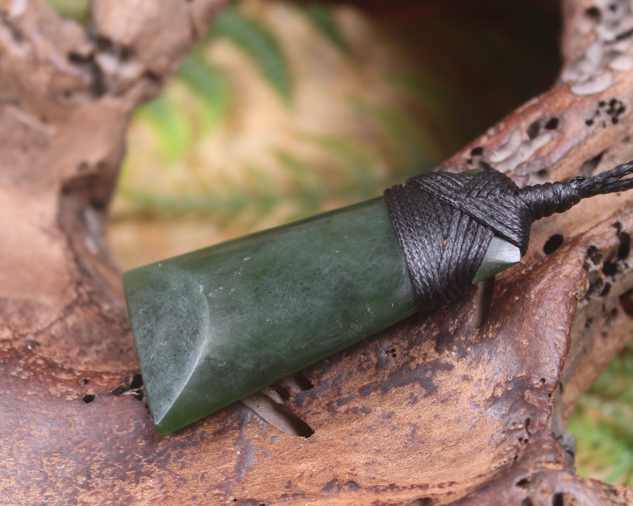 Kawakawa Pounamu Toki