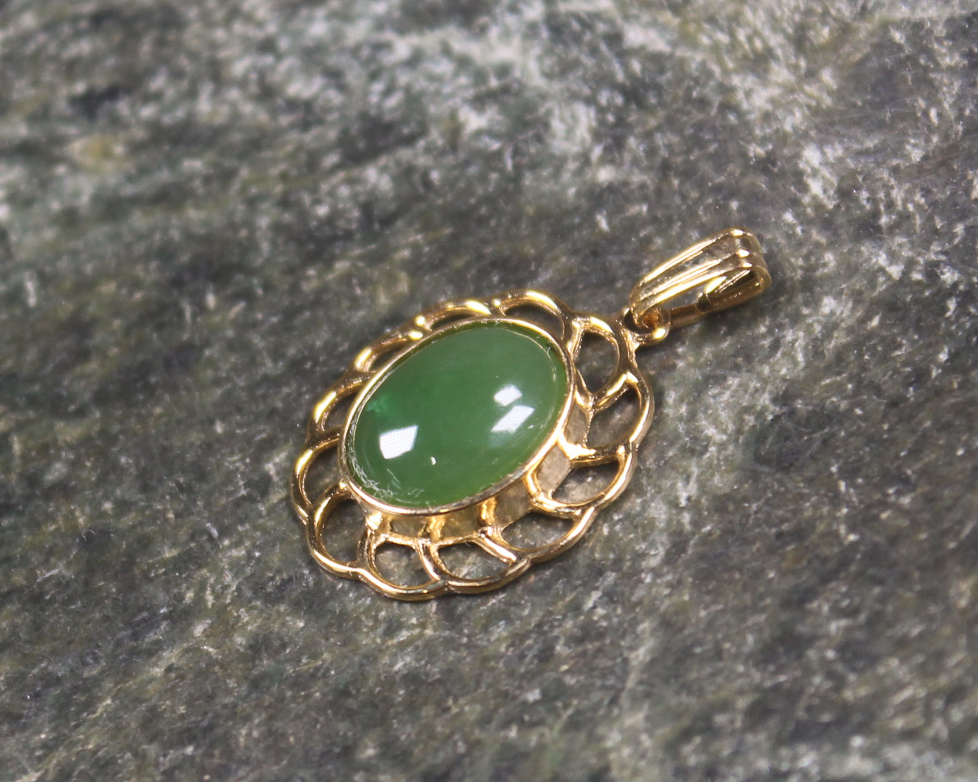 Hapopo Pounamu pendant with a gold plated setting - NZ Greenstone