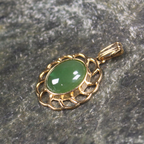 Hapopo Pounamu pendant with a gold plated setting - NZ Greenstone