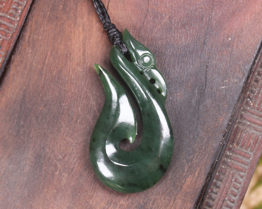 Kawakawa Pounamu Manaia pendant - NZ Greenstone