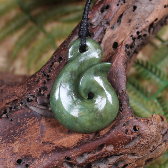 Hei Matau Pounamu Pendant