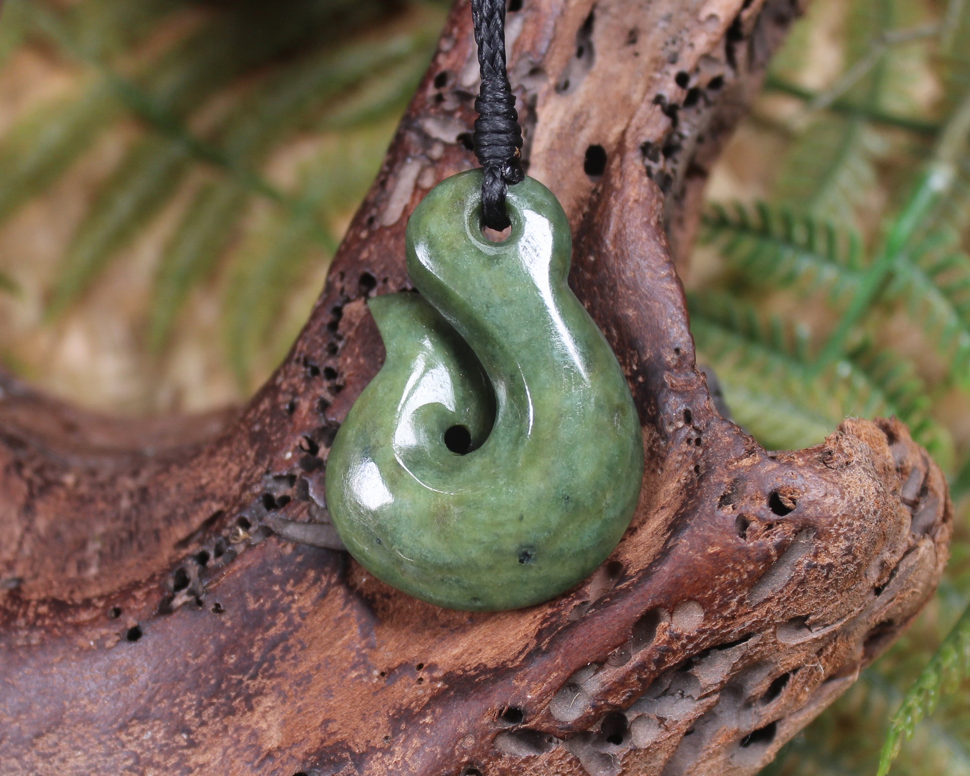 Hei Matau Pounamu Pendant