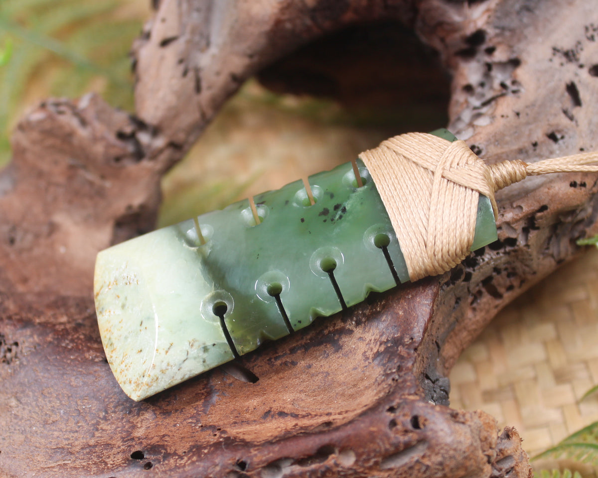 Hapopo Pounamu Toki