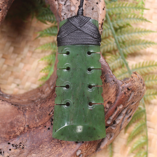 Hapopo Pounamu Toki