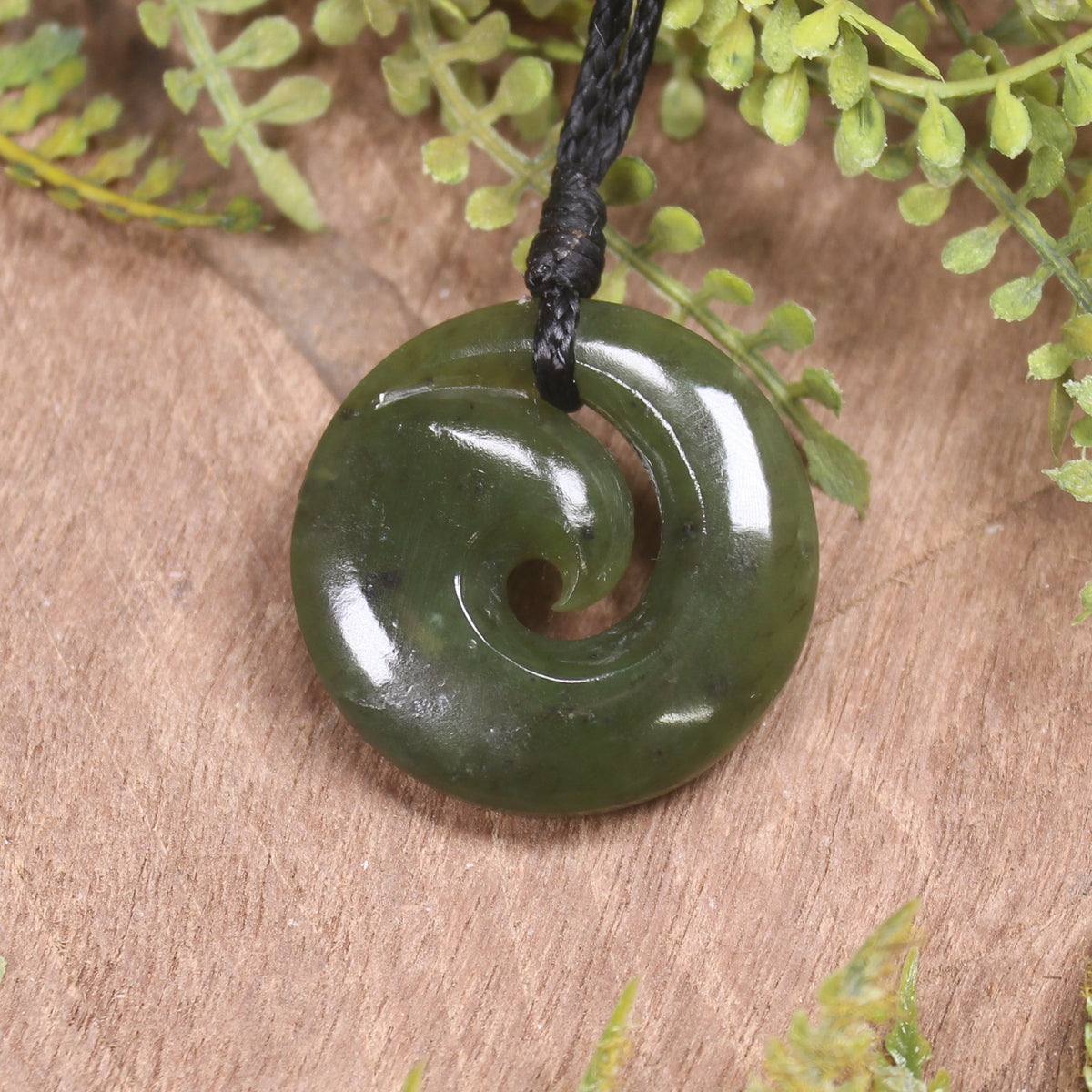Rimu Pounamu Koru