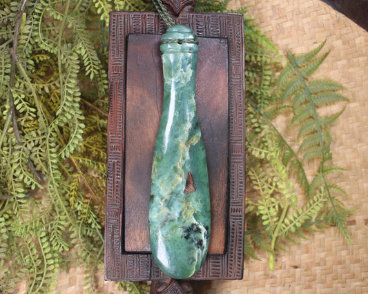 Mere or Patu carved from Inanga Pounamu - NZ Greenstone