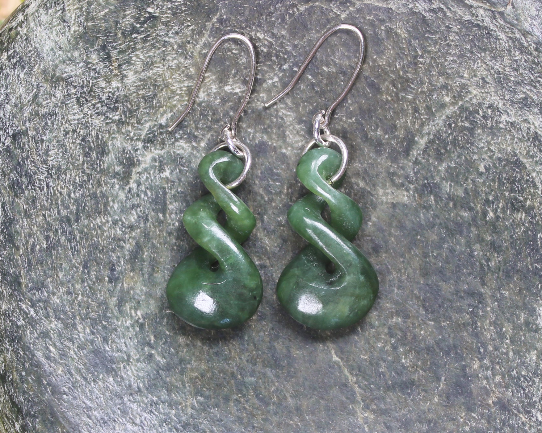 Twist Earrings carved from Hapopo Pounamu - NZ Greenstone