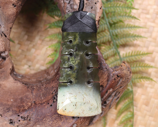Rimu Pounamu Toki