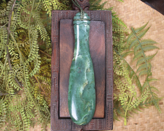 Mere or Patu carved from Inanga Pounamu - NZ Greenstone