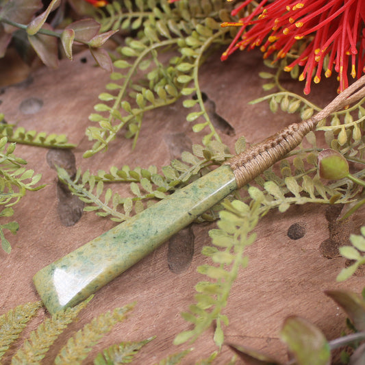 Flower Jade Pounamu Toki Pendant - NZ Greenstone