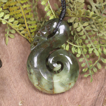 Manaia pendant carved from Rimu Pounamu - NZ Greenstone