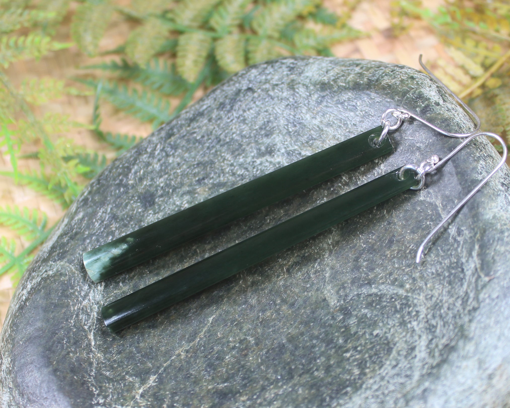 Roimata or Teardrop earrings carved from Kawakawa Pounamu - NZ Greenstone