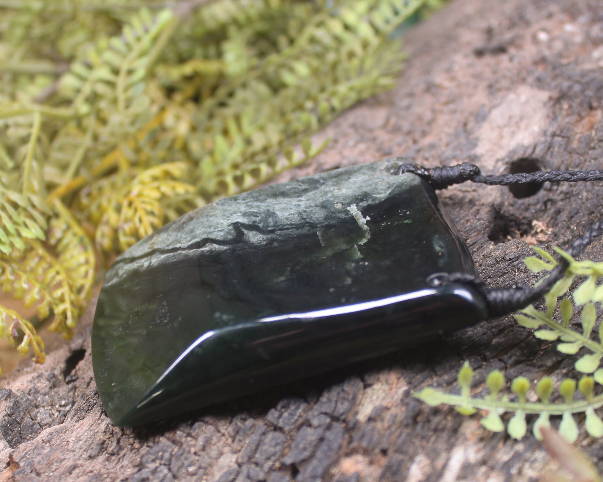 Kawakawa Pounamu Toki