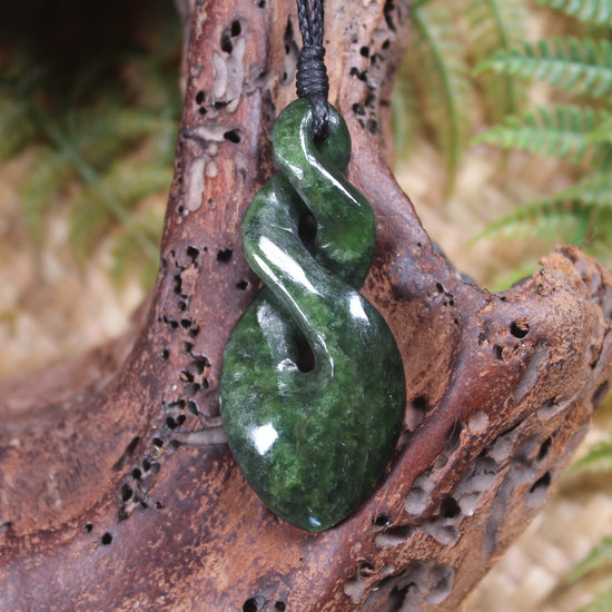 Twist carved from Kawakawa Pounamu - NZ Greenstone