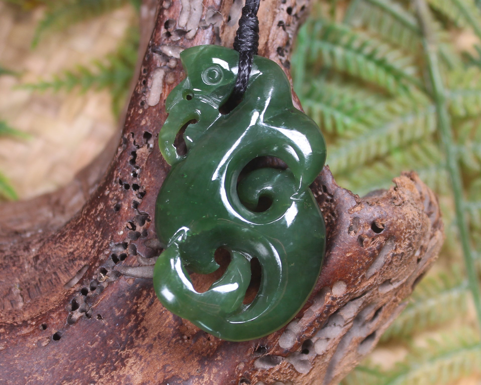 Manaia carved from Kawakawa Pounamu - NZ Greenstone