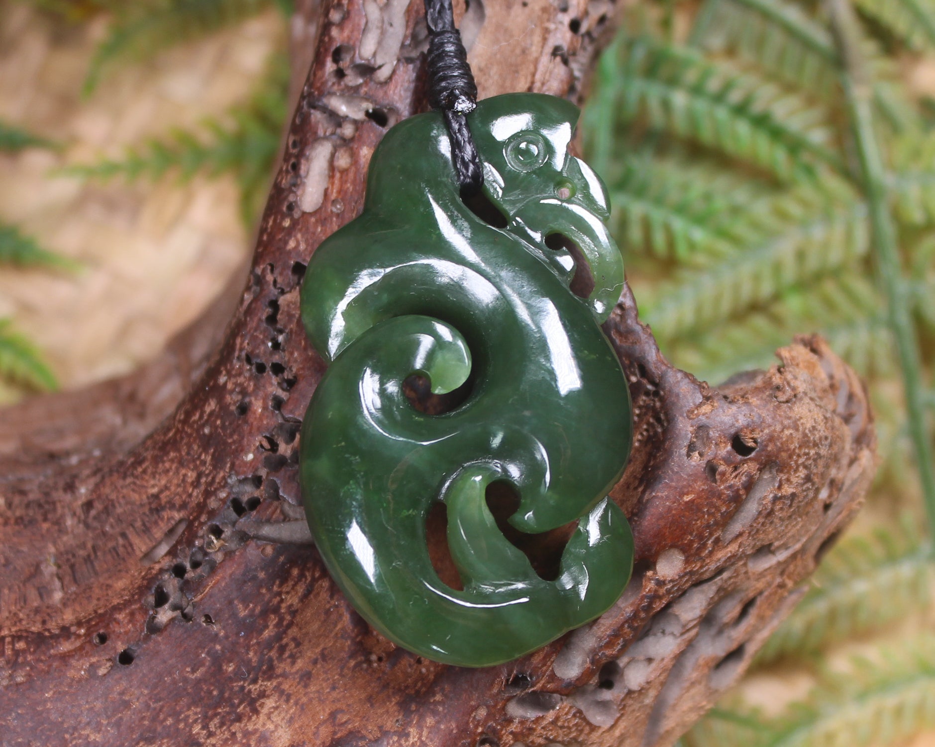 Manaia carved from Kawakawa Pounamu - NZ Greenstone