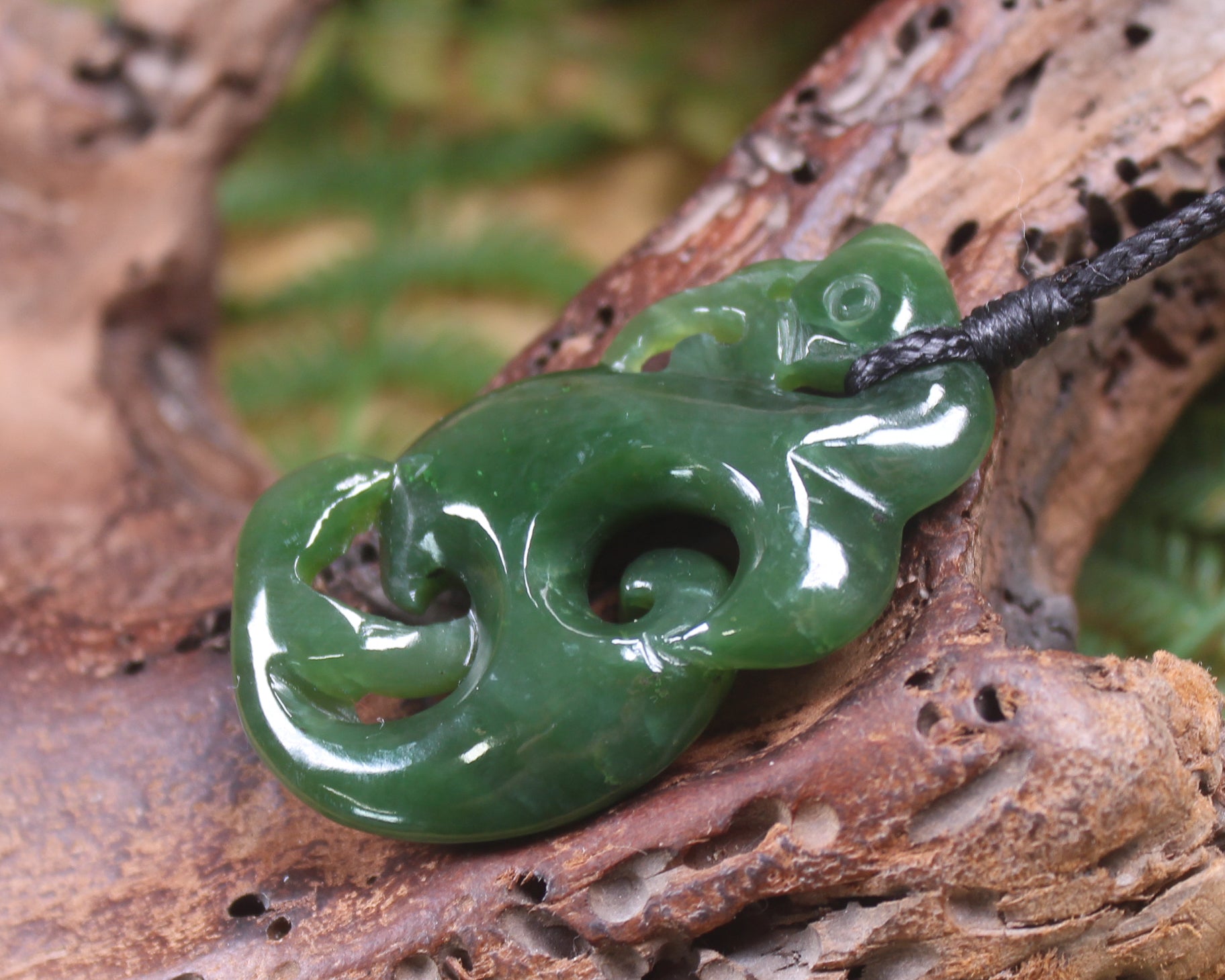 Manaia carved from Kawakawa Pounamu - NZ Greenstone