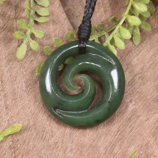 Kawakawa Pounamu Koru