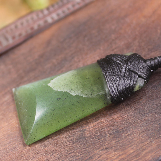 Toki or Adze Pendant carved from Tangiwai Pounamu - NZ Greenstone