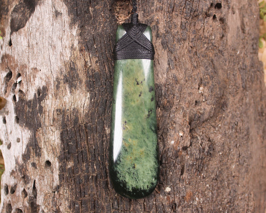 Flower Jade Pounamu - NZ Greenstone