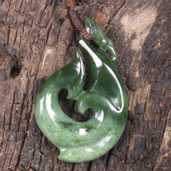 Kawakawa Pounamu Manaia pendant - NZ Greenstone