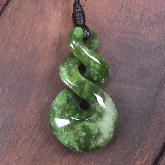 Twist carved from Kawakawa Pounamu - NZ Greenstone