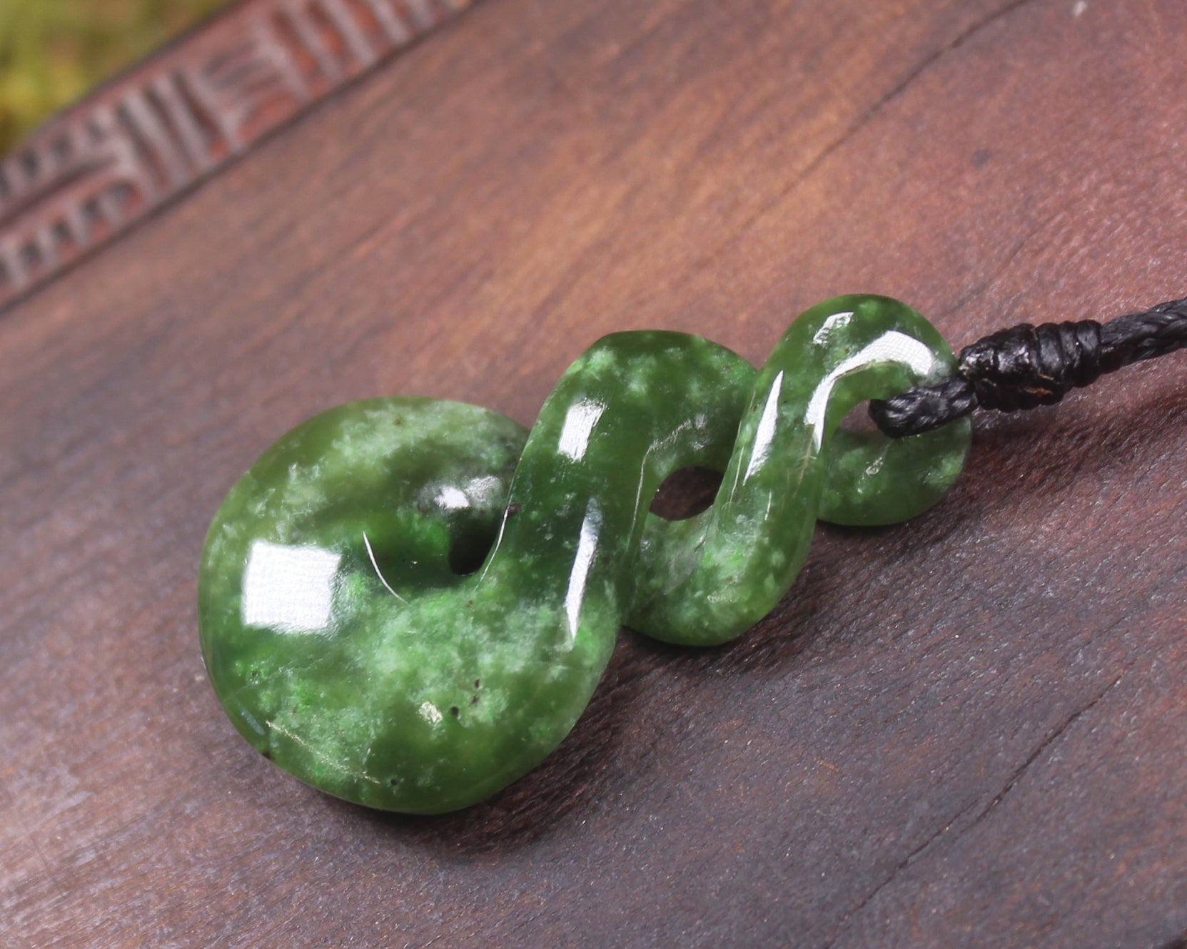 Twist carved from Kawakawa Pounamu - NZ Greenstone
