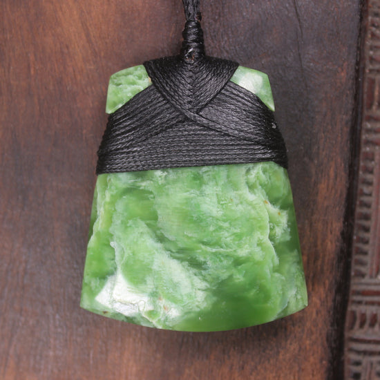 Toki or Adze Pendant carved from Flower Jade Pounamu - NZ Greenstone