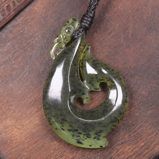 Tangiwai Pounamu Manaia pendant - NZ Greenstone